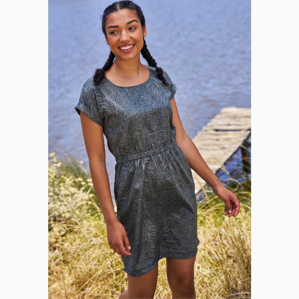 Like New Mountain Warehouse Midi Dress